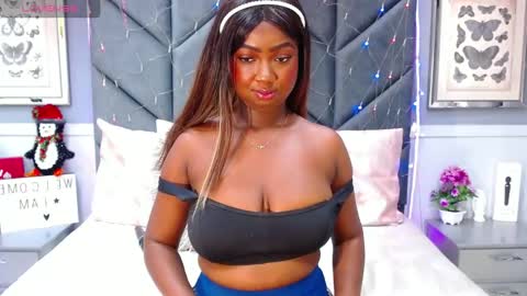 brittany 25 years old  happy as a worm  online show from December 2024 09:50:02 AM