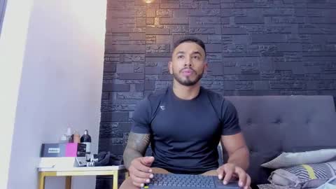 brock_hurn online show from November 2025 09:07:01 PM