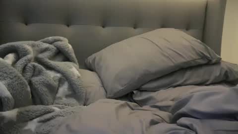 Broke 4 Blake online show from October 2025 10:45:01 AM