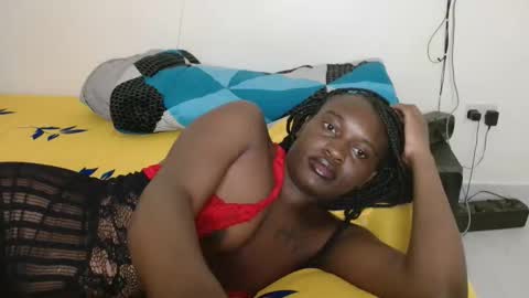 broken_haloo online show from June 2026 06:31:01 PM