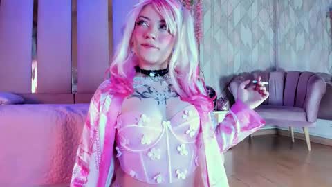 Snapshot of broklin_white23 chatting on December 2025 02:25:02 PM online show from December 2025 02:25:02 PM