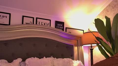 Snapshot of brookeember chatting on October 2025 03:13:01 PM Ember online show from October 2025 03:13:01 PM