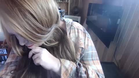 Snapshot of brookeride chatting on March 2025 10:43:02 PM BrookeRide online show from March 2025 10:43:02 PM