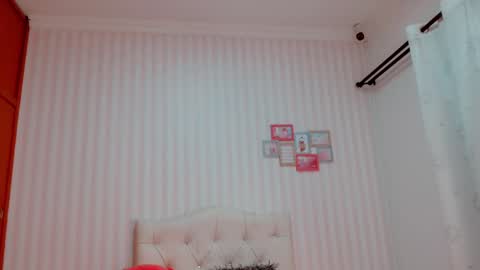 Brook Loves online show from December 2024 04:09:02 AM