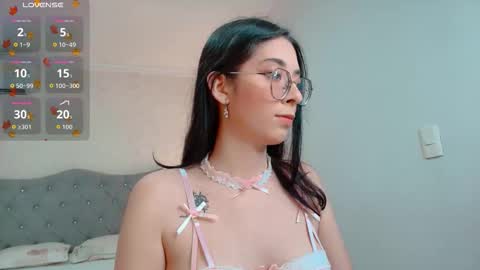 Brook Loves online show from October 2025 04:40:02 PM