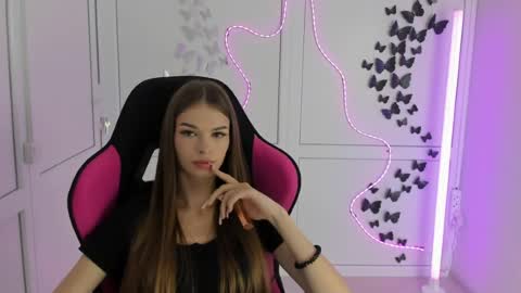 Vlada online show from July 2026 12:08:01 PM