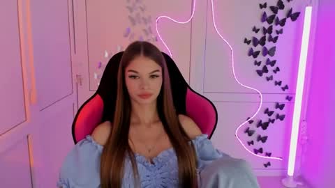 Vlada online show from July 2026 12:12:01 PM