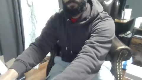 Snapshot of brownbd32 chatting on October 2025 05:11:02 AM brownbd32 online show from October 2025 05:11:02 AM