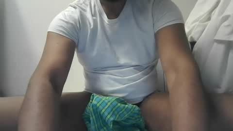 Snapshot of brownbd32 chatting on November 2025 05:06:01 AM brownbd32 online show from November 2025 05:06:01 AM