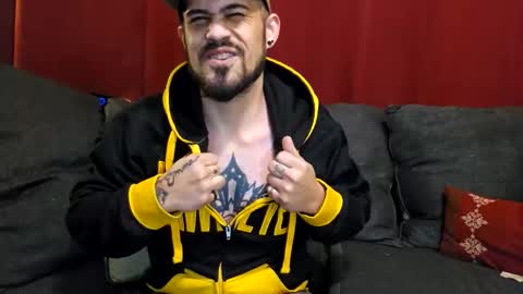 Snapshot of brownboyt chatting on November 2025 08:14:02 AM brownboyt online show from November 2025 08:14:02 AM