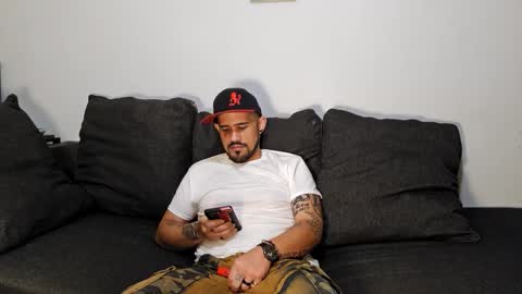 Snapshot of brownboyt chatting on November 2025 07:07:01 AM brownboyt online show from November 2025 07:07:01 AM