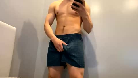 browndaddy4713 online show from March 2026 05:23:02 PM