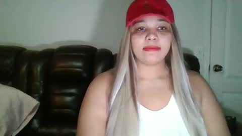 Snapshot of brownsugar0910 chatting on December 2024 06:35:02 PM EtherealLilac online show from December 2024 06:35:02 PM