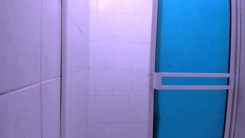 brownvelvet_ online show from December 2025 01:42:01 PM