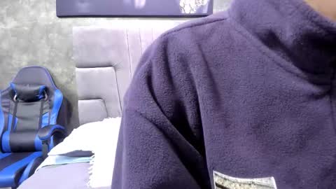 Snapshot of bruce_hans chatting on September 2025 11:34:02 AM Bruce Hans online show from September 2025 11:34:02 AM