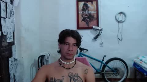 brucewayne1_ online show from October 2025 06:30:02 PM