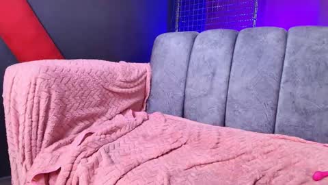 Brunette online show from January 2026 07:12:01 PM