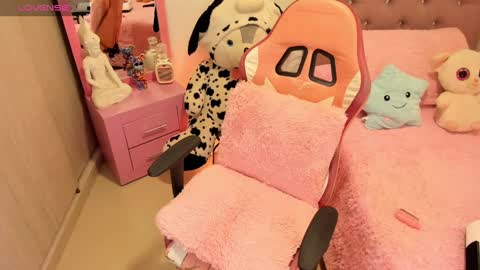 Snapshot of brunettklaryss chatting on February 2025 04:16:02 AM Brenda online show from February 2025 04:16:02 AM