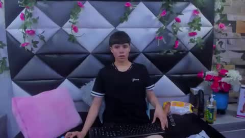 Bruno Cruz online show from November 2025 03:05:02 AM