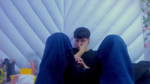 Bruno Cruz online show from November 2025 04:49:01 AM