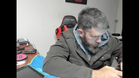 BRUTALMASTER1983 online show from November 2025 07:12:01 PM