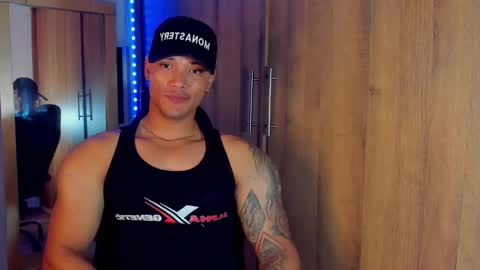 Snapshot of bryan_boy_ chatting on December 2024 11:40:01 PM bryan online show from December 2024 11:40:01 PM