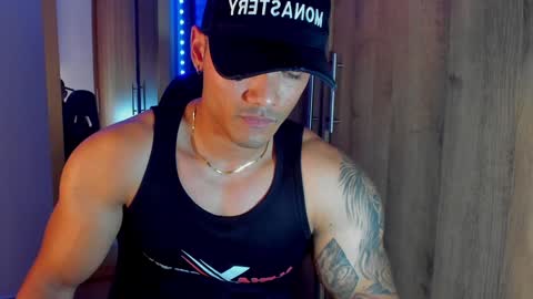 Snapshot of bryan_boy_ chatting on December 2024 12:08:01 AM bryan online show from December 2024 12:08:01 AM