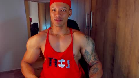 Snapshot of bryan_boy_ chatting on December 2024 02:49:02 PM bryan online show from December 2024 02:49:02 PM