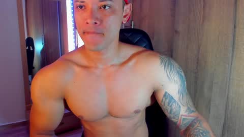 Snapshot of bryan_boy_ chatting on December 2024 02:49:01 PM bryan online show from December 2024 02:49:01 PM