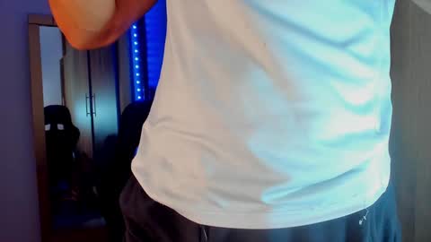 Snapshot of bryan_boy_ chatting on January 2025 02:37:01 AM bryan online show from January 2025 02:37:01 AM