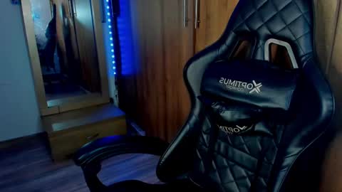 Snapshot of bryan_boy_ chatting on March 2025 02:28:02 AM bryan online show from March 2025 02:28:02 AM