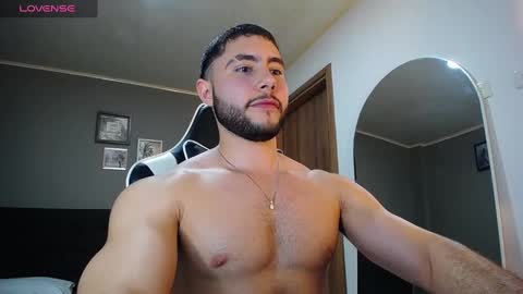 Snapshot of bryan_oficials chatting on December 2024 03:38:02 AM bryan_oficials online show from December 2024 03:38:02 AM