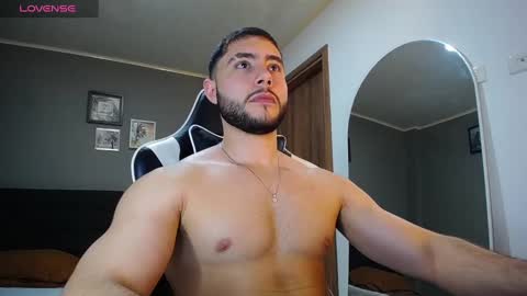 Snapshot of bryan_oficials chatting on December 2024 11:06:02 PM bryan_oficials online show from December 2024 11:06:02 PM