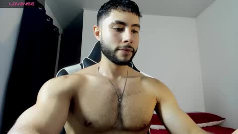 Snapshot of bryan_oficials chatting on December 2025 02:41:02 AM bryan_oficials online show from December 2025 02:41:02 AM