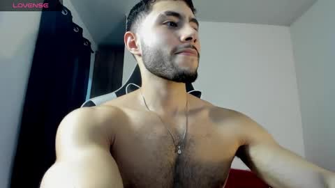 Snapshot of bryan_oficials chatting on December 2025 03:11:01 AM bryan_oficials online show from December 2025 03:11:01 AM