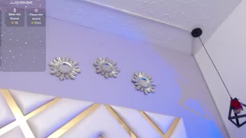 Snapshot of bryananders chatting on November 2025 05:12:01 PM Becky Anders online show from November 2025 05:12:01 PM