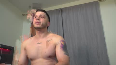 Snapshot of bryanncan01 chatting on December 2025 04:39:02 AM Bryannsex online show from December 2025 04:39:02 AM