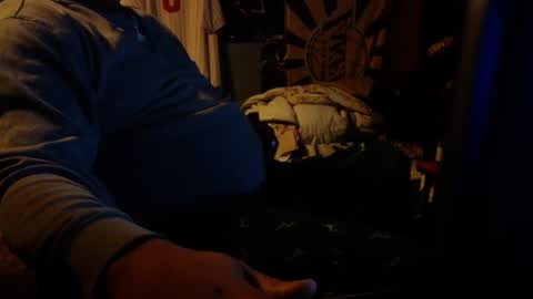 Snapshot of bubbasmalls chatting on December 2024 09:50:02 AM Bubba Smalls online show from December 2024 09:50:02 AM