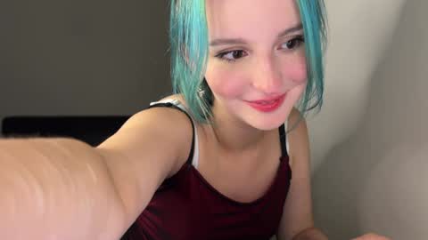 bubble_b00 online show from February 2025 09:29:01 PM