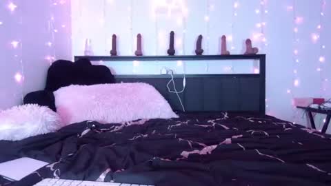 Queen Lola XXX online show from July 2026 05:43:02 AM