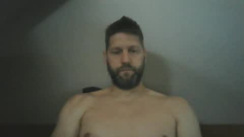 bubblebee1982 online show from June 2026 06:44:01 AM
