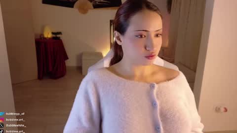 BubbleJereth online show from October 2025 03:38:01 AM