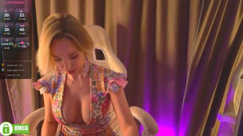 Snapshot of bubbling_crush chatting on January 2025 01:02:01 AM bubbling_crush online show from January 2025 01:02:01 AM