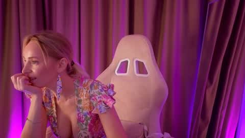 Snapshot of bubbling_crush chatting on February 2025 01:14:02 AM bubbling_crush online show from February 2025 01:14:02 AM