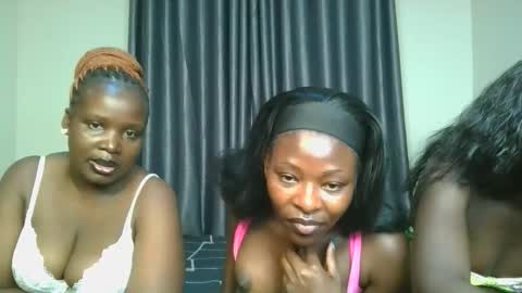 Bubbly online show from November 2025 09:25:01 PM