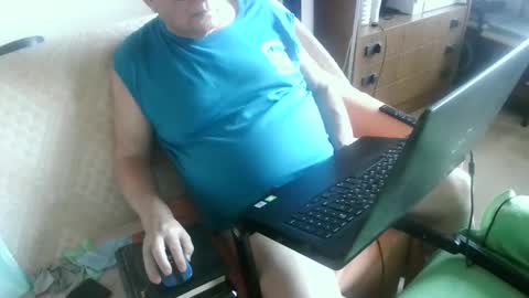 Snapshot of bubumaci53 chatting on February 2025 03:15:02 PM bubumaci53 online show from February 2025 03:15:02 PM