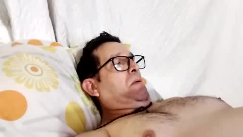 buchs32 online show from October 2025 05:08:01 AM