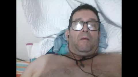 Snapshot of buchs32 chatting on January 2026 06:04:01 AM buchs32 online show from January 2026 06:04:01 AM