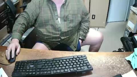 Snapshot of bucku2 chatting on February 2025 08:32:01 PM Bucku2 online show from February 2025 08:32:01 PM