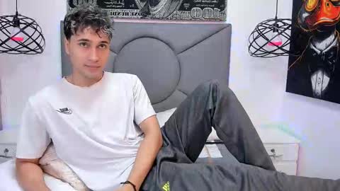 Buddy Whitte online show from November 2025 11:54:01 AM